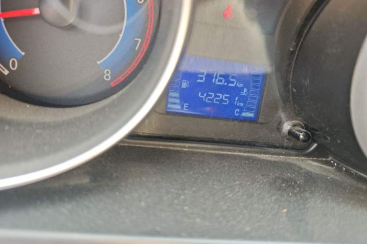 Used CHANGAN KAICHENG Ruixing M90 2021 2.0L Standard High-Roof Dual-Door 7-Seater LJ481Q6 Odometer Close Up
