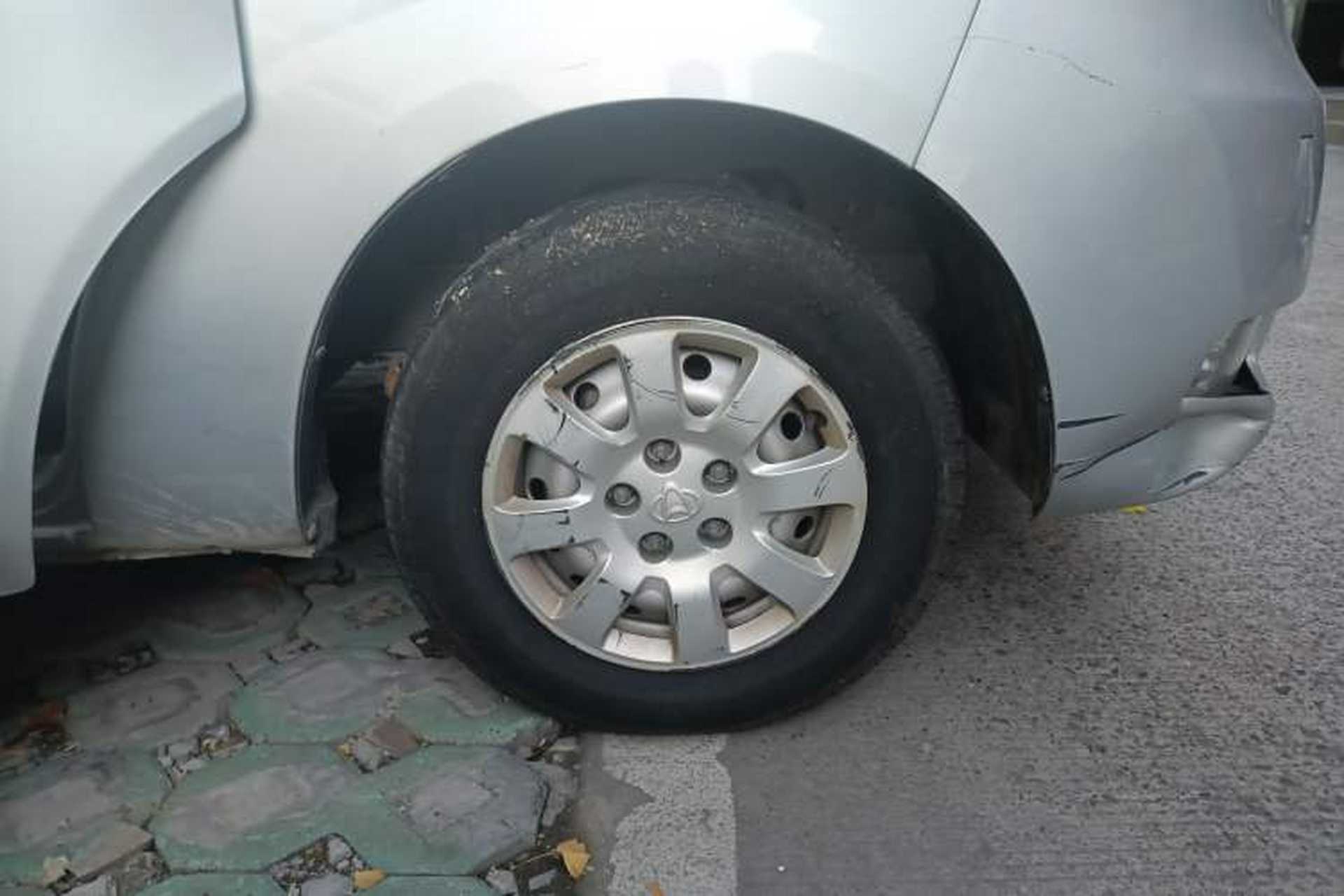 Used CHANGAN KAICHENG Ruixing M90 2021 2.0L Standard Version Flat-Top Liftgate 6-Seater LJ481Q6 Right Front Wheel Hub