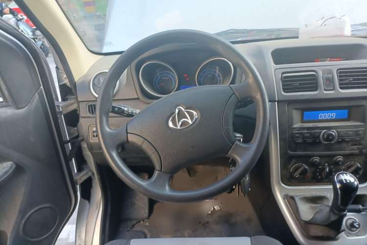 Used CHANGAN KAICHENG Ruixing M90 2021 2.0L Standard Version Flat-Top Liftgate 6-Seater LJ481Q6 Steering Wheel