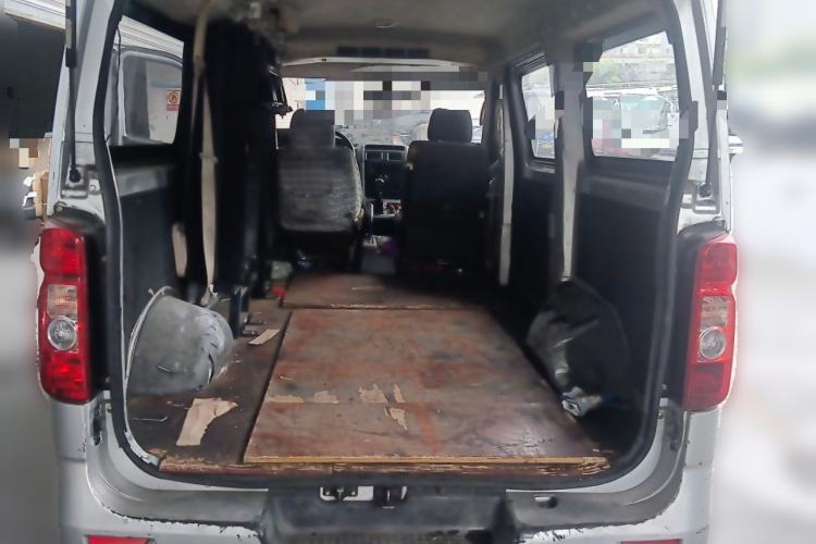 Used CHANGAN KAICHENG Ruixing M90 2021 2.0L Standard Version Flat-Top Liftgate 6-Seater LJ481Q6 Trunk