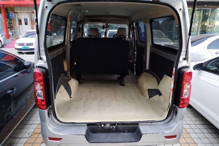 Used CHANGAN KAICHENG Ruixing M90 2021 2.0L Standard Version Flat-Top Liftgate 6-Seater LJ481Q6 Trunk