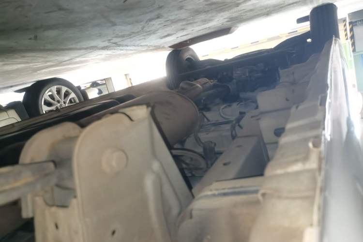 Used CHANGAN KAICHENG Ruixing M90  Chassis Rear Left