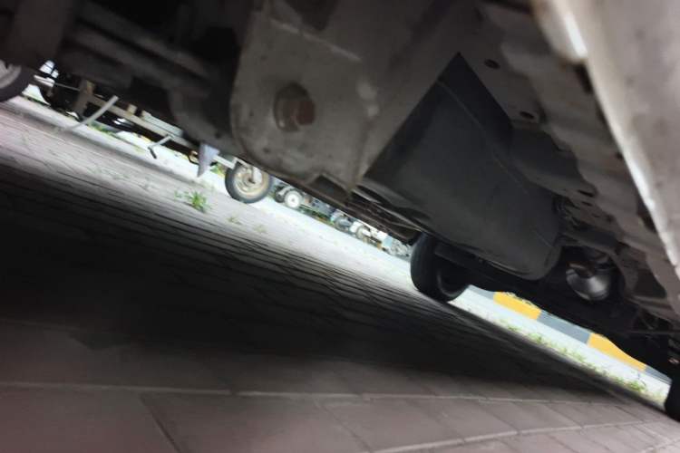 Used CHANGAN KAICHENG Ruixing M90 2021 2.0L Standard Version Flat-Top Liftgate 6-Seater LJ481Q6 Chassis Rear Right