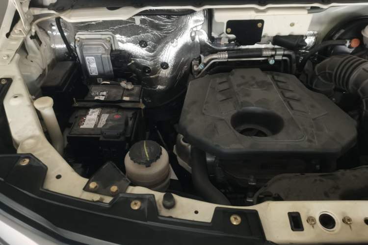 Used CHANGAN KAICHENG Ruixing M90  Engine Bay Right