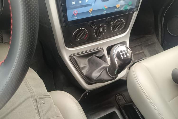 Used CHANGAN KAICHENG Ruixing M90 2021 2.0L Standard Version Flat-Top Liftgate 6-Seater LJ481Q6 Gear Lever