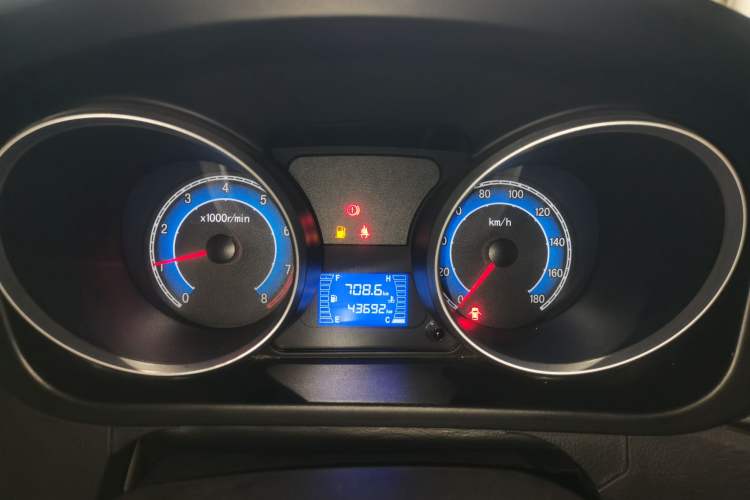 Used CHANGAN KAICHENG Ruixing M90  Instrument Cluster