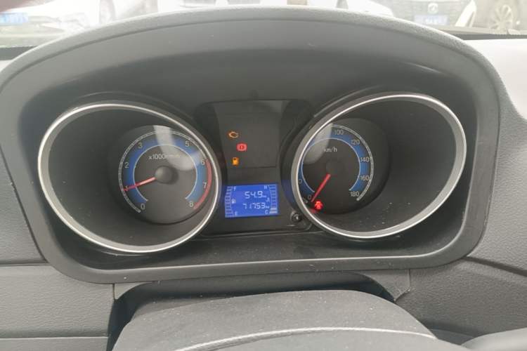 Used CHANGAN KAICHENG Ruixing M90 2021 2.0L Standard Version Flat-Top Liftgate 6-Seater LJ481Q6 Instrument Cluster