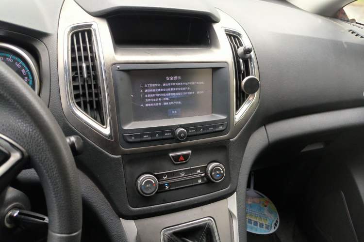 Used CHANGAN KAICHENG Ruixing S50 2017 1.5L Manual Economy Model Audio And AC Panel