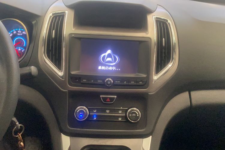 Used CHANGAN KAICHENG Ruixing S50 2017 1.5T Manual Luxury Model 6MT China V Standard Audio And AC Panel