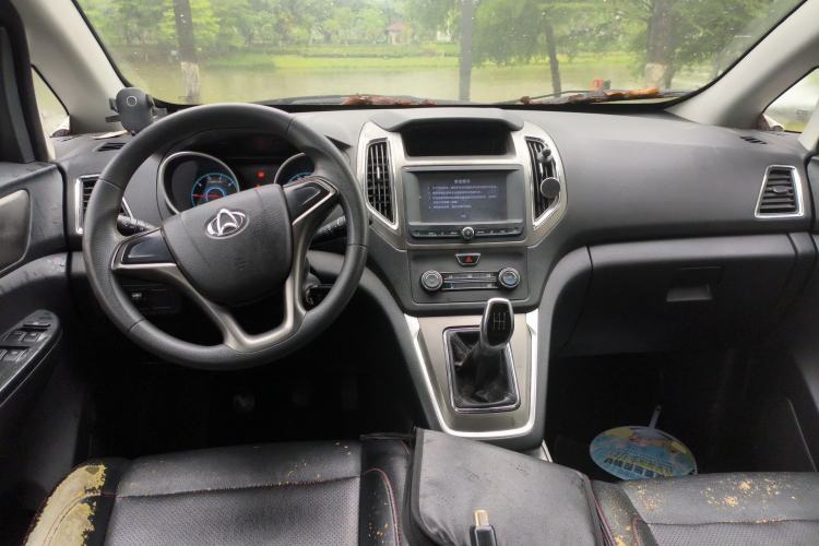 Used CHANGAN KAICHENG Ruixing S50 2017 1.5L Manual Economy Model Center Console