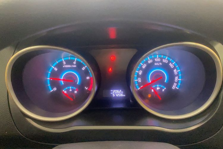 Used CHANGAN KAICHENG Ruixing S50 2017 1.5T Manual Luxury Model 6MT China V Standard Instrument Cluster