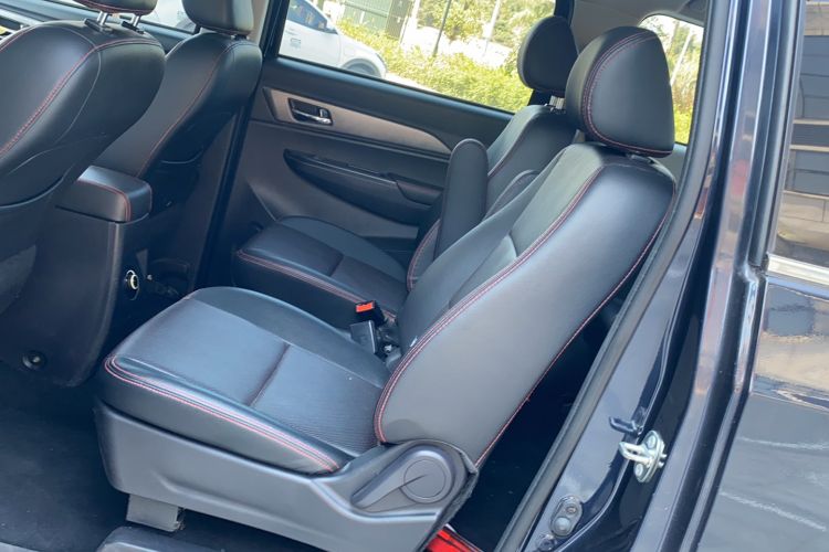 Used CHANGAN KAICHENG Ruixing S50 2017 1.5T Manual Luxury Model 6MT China V Standard Interior 3