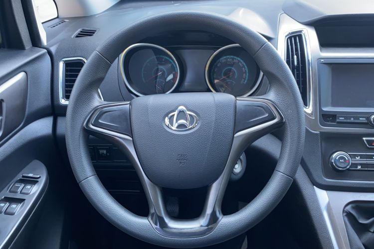 Used CHANGAN KAICHENG Ruixing S50 2017 1.5T Manual Luxury Model 6MT China V Standard Interior 5