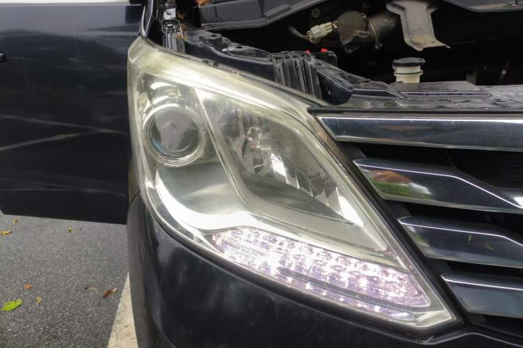 Used CHANGAN KAICHENG Ruixing S50 2017 1.5L Manual Economy Model Right Front Headlight
