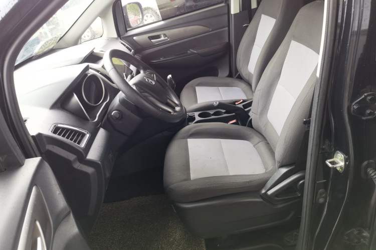 Used CHANGAN KAICHENG Ruixing S50 2017 S50V 1.5L Manual Logistics Version I China V Standard Left Front Seat