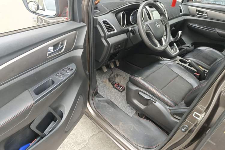 Used CHANGAN KAICHENG Ruixing S50 2017 1.5L Manual Luxury Model China V Standard Driver Seat