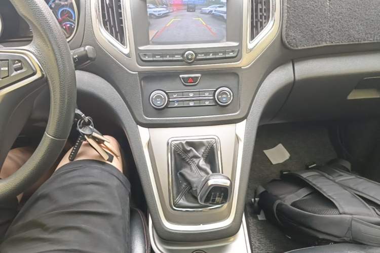Used CHANGAN KAICHENG Ruixing S50 2017 1.5L Manual Luxury Model China V Standard Gear Lever