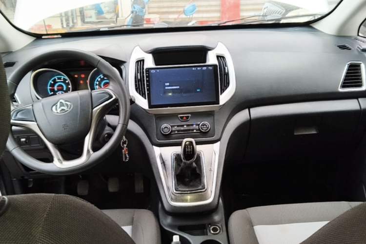 Used CHANGAN KAICHENG Ruixing S50 2017 S50V 1.5L Manual Logistics Version III China V Standard Center Console