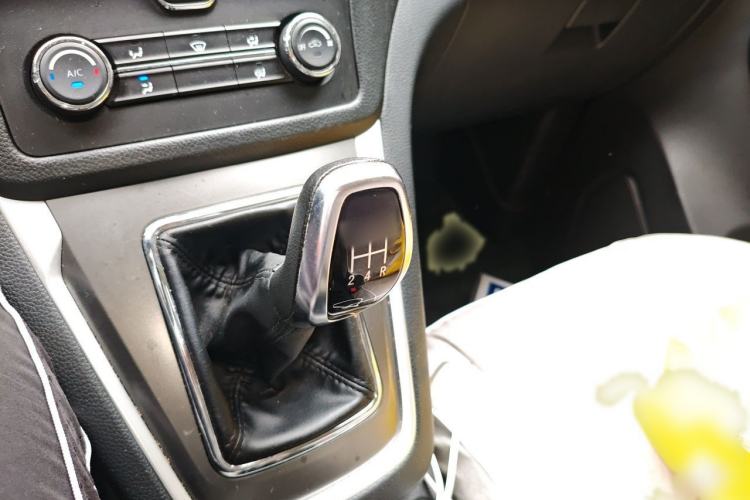 Used CHANGAN KAICHENG Ruixing S50 2017 S50V 1.5L Manual Logistics Version II China V Standard Gear Lever