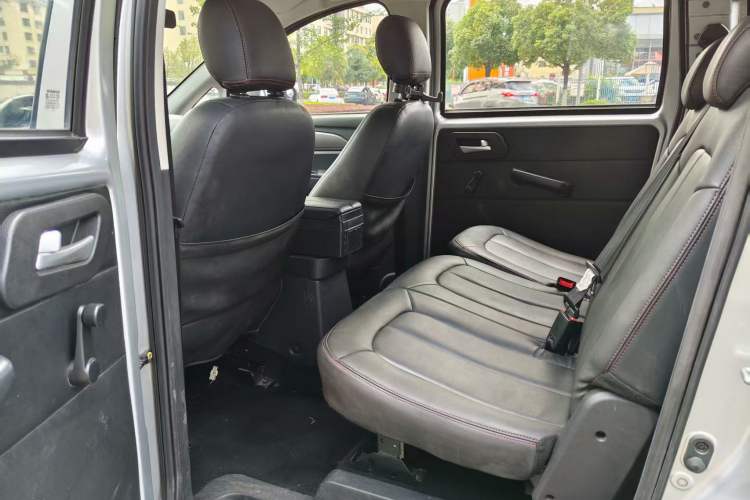 Used CHANGAN KAICHENG Ruixing S50 2017 S50V 1.5L Manual Logistics Version III China V Standard Interior 3