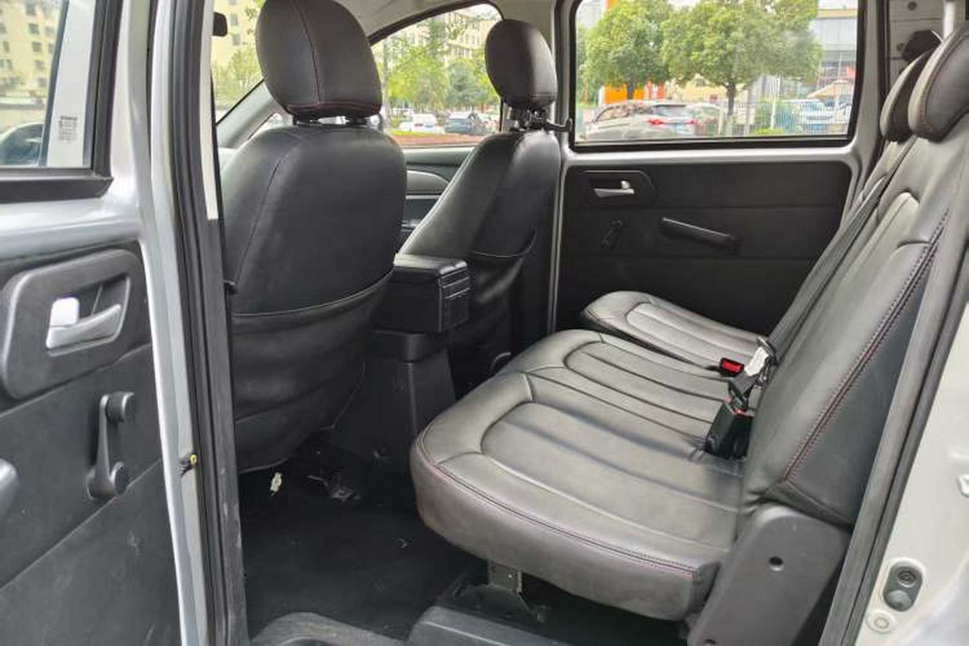Used CHANGAN KAICHENG Ruixing S50 2017 S50V 1.5L Manual Logistics Version III China V Standard Interior 3