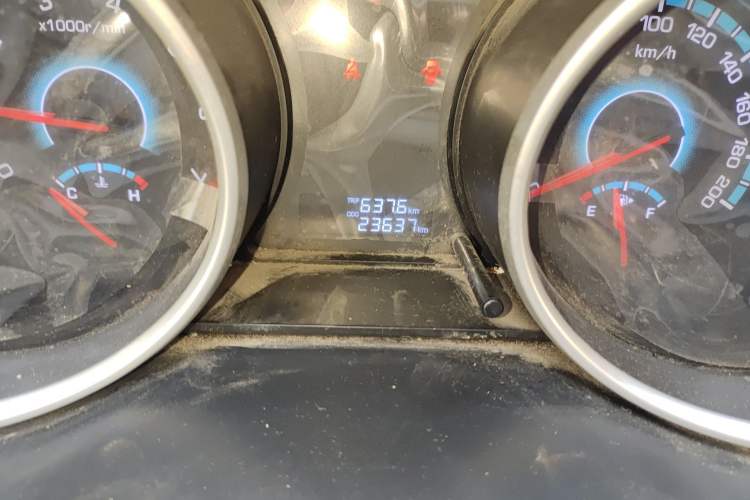 Used CHANGAN KAICHENG Ruixing S50 2017 S50V 1.5L Manual Logistics Version I China V Standard Odometer Close Up