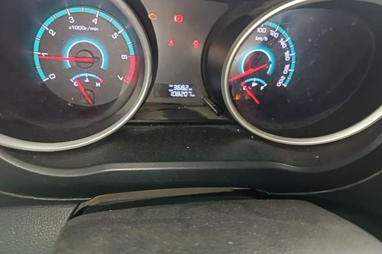Used CHANGAN KAICHENG Ruixing S50 2017 S50V 1.5L Manual Logistics Version I China V Standard Odometer Close Up