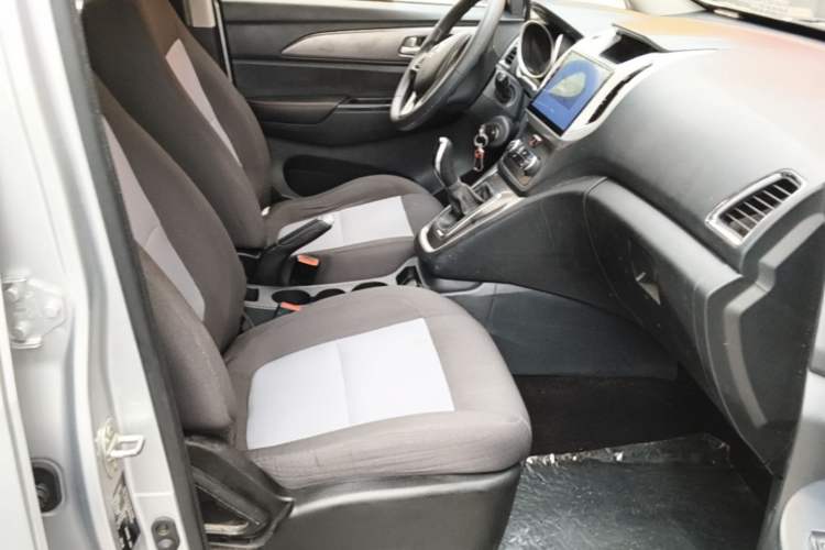 Used CHANGAN KAICHENG Ruixing S50 2017 S50V 1.5L Manual Logistics Version III China V Standard Right Front Seat