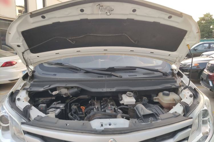 Used CHANGAN KAICHENG Ruixing S50 2017 1.5T Manual Comfort Model 5MT Engine Bay