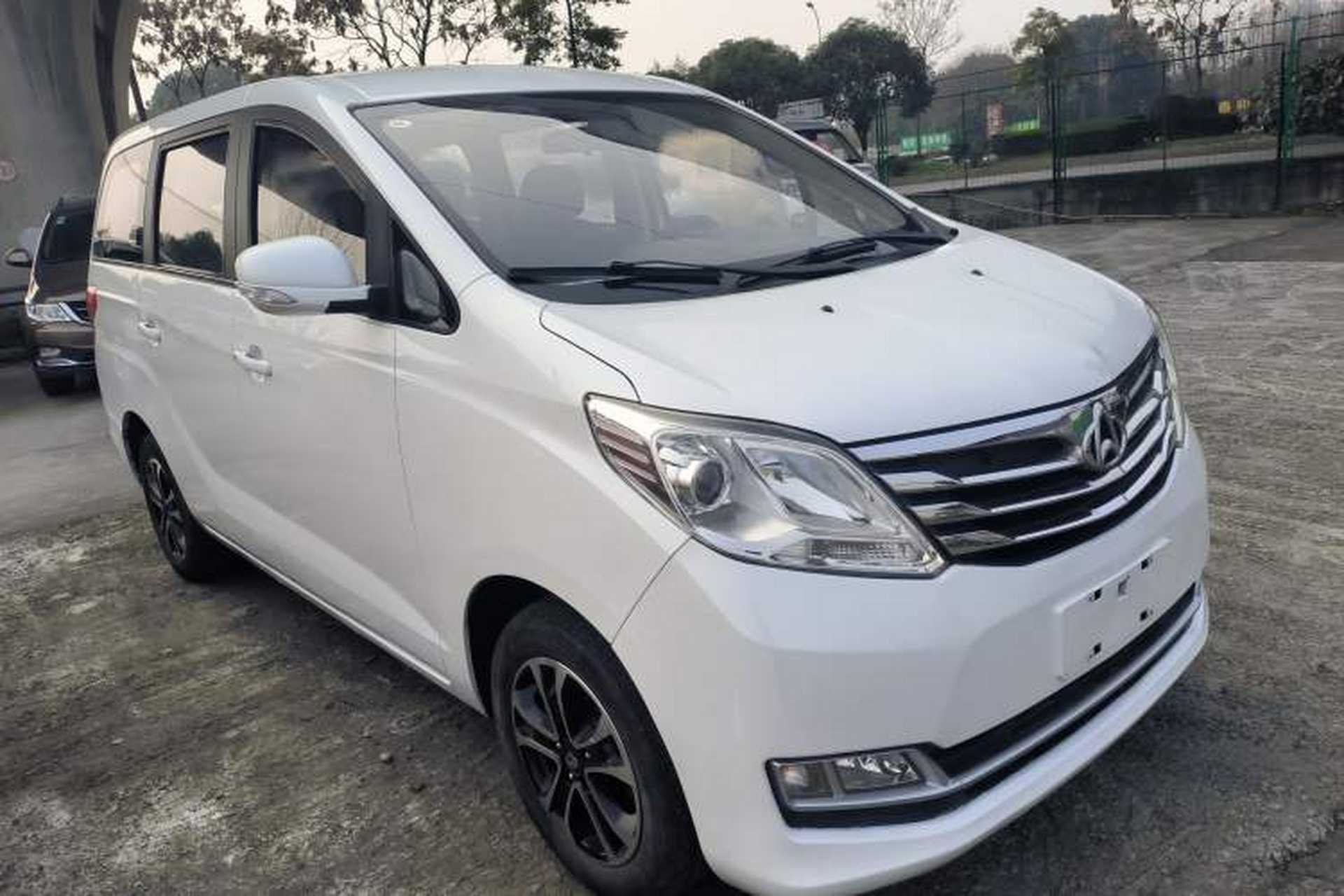 Used CHANGAN KAICHENG Ruixing S50 2017 1.5T Manual Comfort Model 6MT China V Standard Front Right 45 Deg