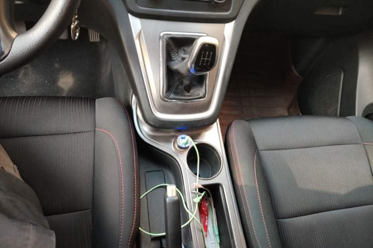 Used CHANGAN KAICHENG Ruixing S50 2017 1.5T Manual Comfort Model 5MT Gear Lever