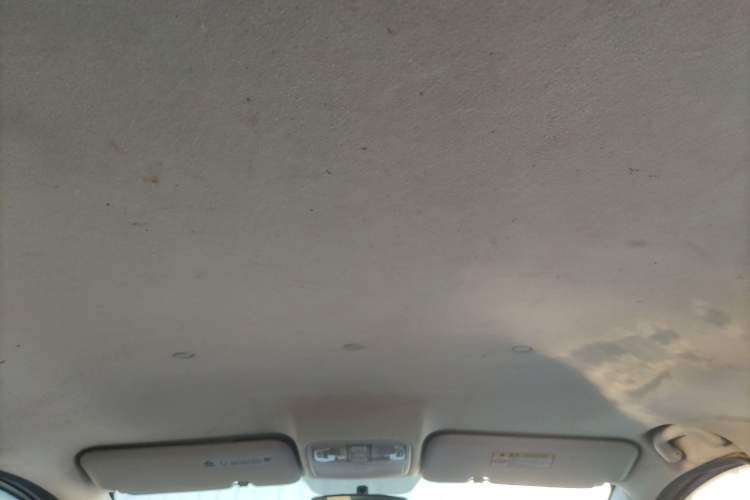 Used CHANGAN KAICHENG Ruixing S50 2017 1.5T Manual Comfort Model 5MT Headliner