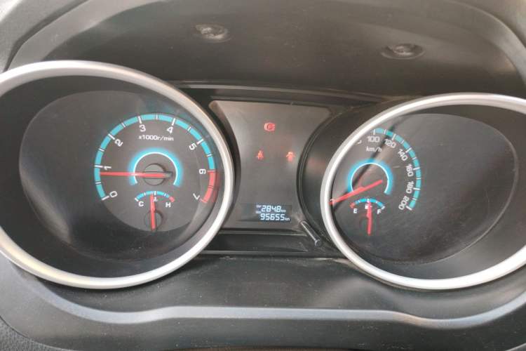 Used CHANGAN KAICHENG Ruixing S50 2017 1.5T Manual Comfort Model 5MT Instrument Cluster