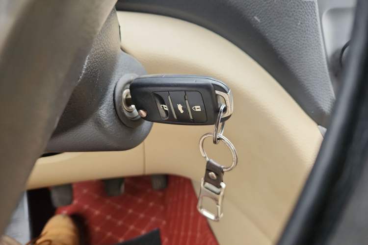 Used CHANGAN KAICHENG Ruixing S50 2017 1.5L Manual Luxury Model China V Standard Interior 1