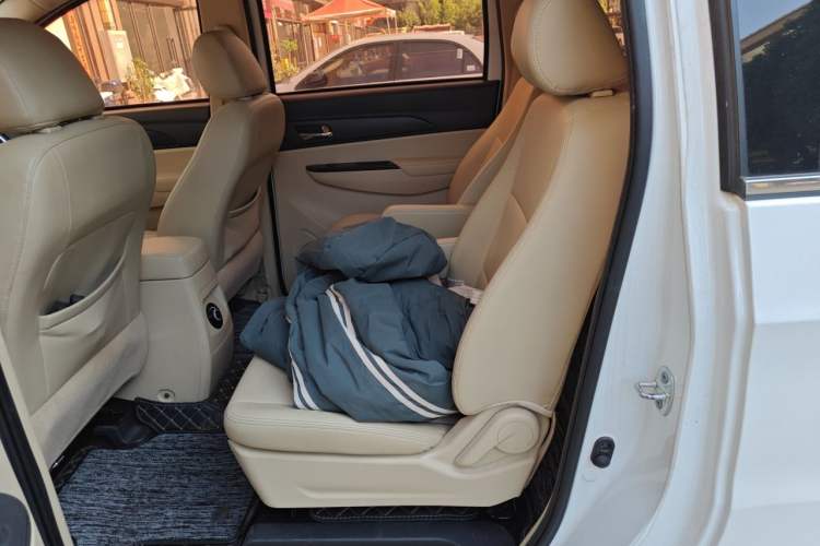 Used CHANGAN KAICHENG Ruixing S50 2017 1.5L Manual Flagship Model China V Standard Left Rear Seat