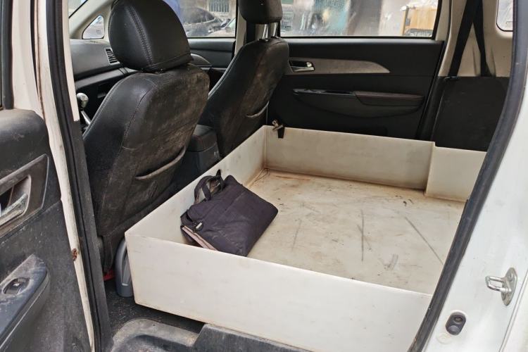 Used CHANGAN KAICHENG Ruixing S50 2017 1.5T Manual Comfort Model 6MT China V Standard Left Rear Seat