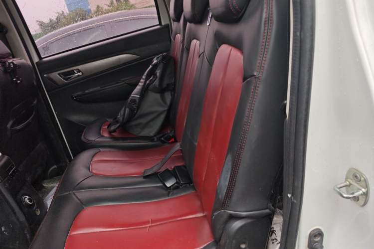 Used CHANGAN KAICHENG Ruixing S50 2017 1.5T Manual Comfort Model 6MT China V Standard Left Rear Seat