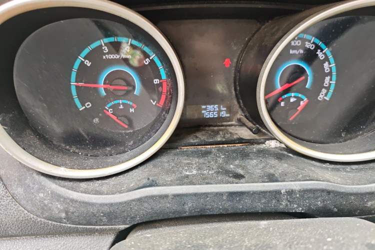 Used CHANGAN KAICHENG Ruixing S50 2017 1.5T Manual Comfort Model 6MT China V Standard Odometer Close Up