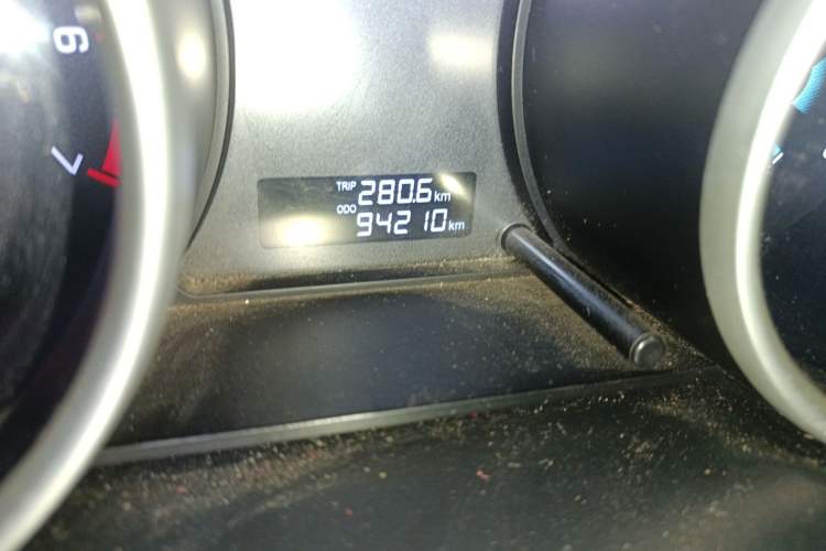Used CHANGAN KAICHENG Ruixing S50 2017 1.5T Manual Comfort Model 6MT China V Standard Odometer Close Up
