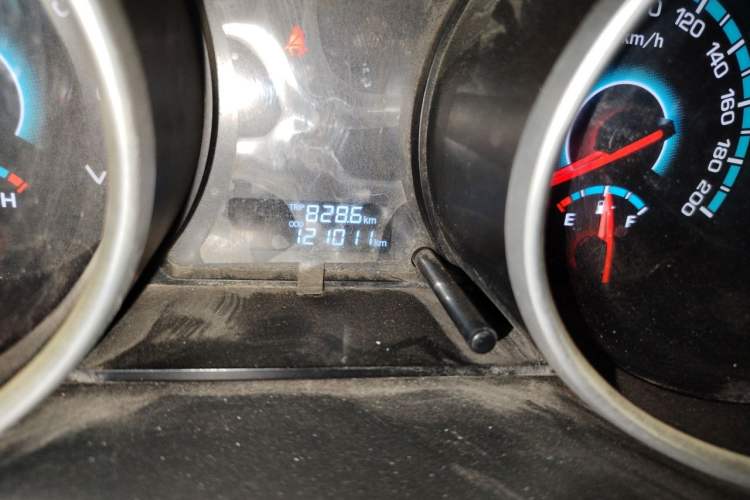 Used CHANGAN KAICHENG Ruixing S50 2017 1.5L Manual Comfort Model China V Standard Odometer Close Up