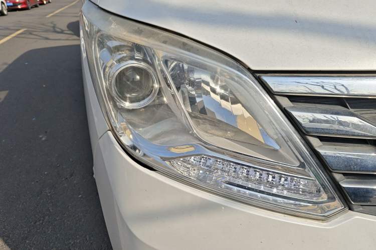 Used CHANGAN KAICHENG Ruixing S50 2017 1.5L Manual Luxury Model China V Standard Right Front Headlight