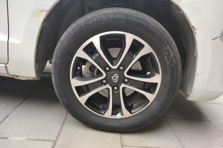 Used CHANGAN KAICHENG Ruixing S50 2017 1.5L Manual Comfort Model China V Standard Right Front Wheel Hub