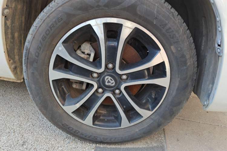 Used CHANGAN KAICHENG Ruixing S50 2017 1.5L Manual Flagship Model China V Standard Right Front Wheel Hub