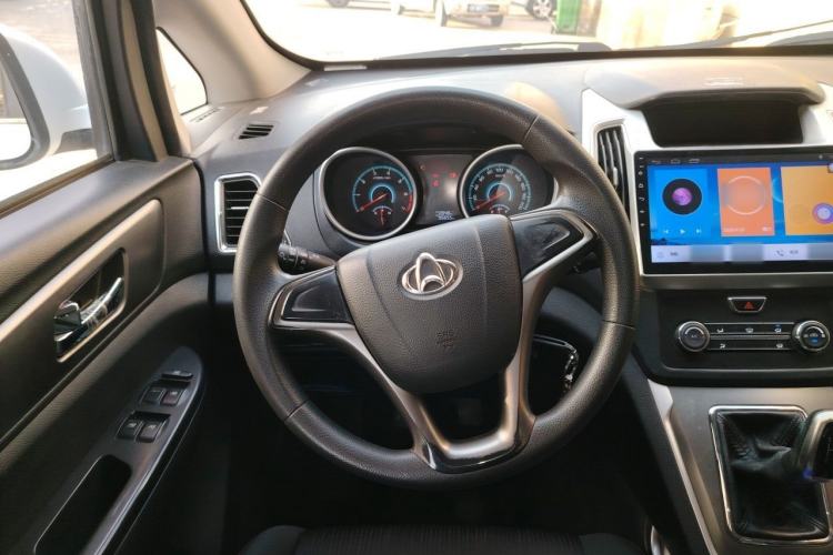Used CHANGAN KAICHENG Ruixing S50 2017 1.5T Manual Comfort Model 5MT Steering Wheel