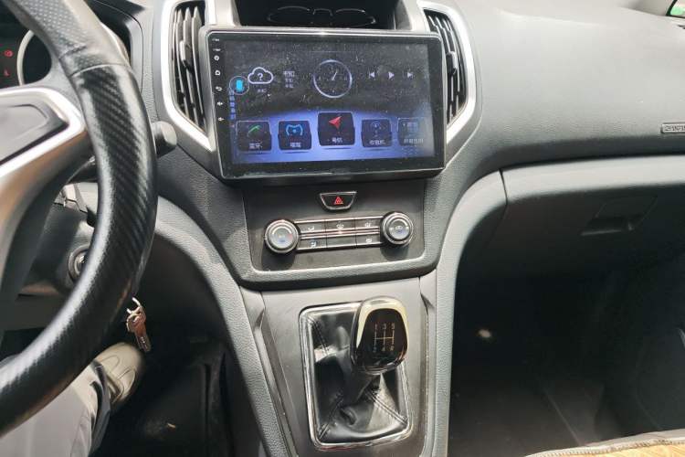 Used CHANGAN KAICHENG Ruixing S50 2018 S50V 1.5L Logistics Edition 5 Seats China V Emission Standard Audio And AC Panel