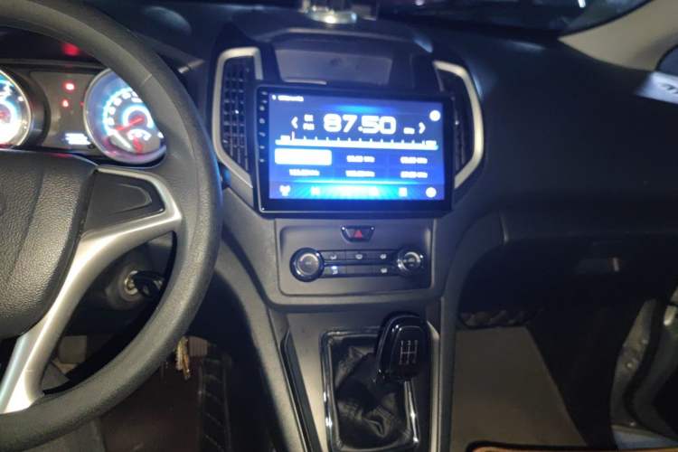 Used CHANGAN KAICHENG Ruixing S50 2018 S50V 1.5L Logistics Edition 5 Seats China V Emission Standard Audio And AC Panel