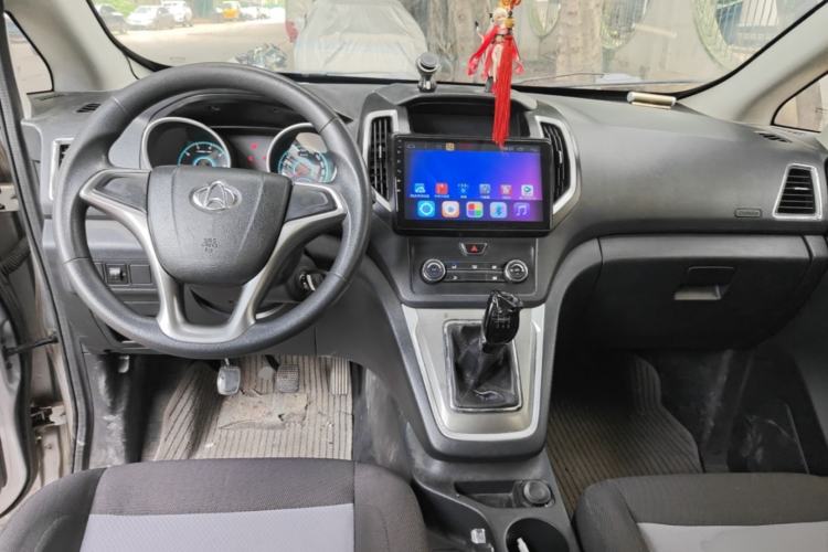 Used CHANGAN KAICHENG Ruixing S50 2018 S50V 1.5L Logistics Edition 5 Seats China V Emission Standard Center Console