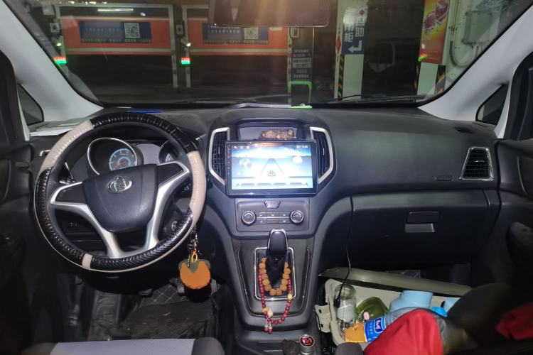 Used CHANGAN KAICHENG Ruixing S50 2018 S50V 1.5L Logistics Edition 5 Seats China VI Standard Center Console