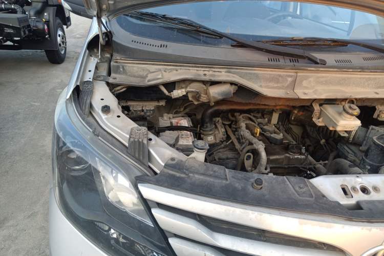 Used CHANGAN KAICHENG Ruixing S50 2018 S50V 1.5L Logistics Edition 5 Seats China VI Standard Engine Bay Right