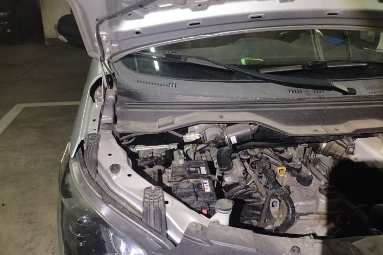 Used CHANGAN KAICHENG Ruixing S50 2018 S50V 1.5L Logistics Edition 5 Seats China VI Standard Engine Bay Right